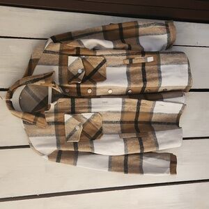 *New* Plaid Flannel Jacket Size Small
